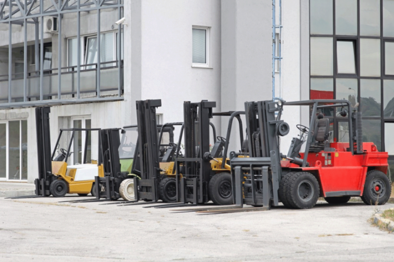 5 Ways Businesses Use Forklifts The Forklift Pro