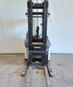 Alternative view of Crown 27665